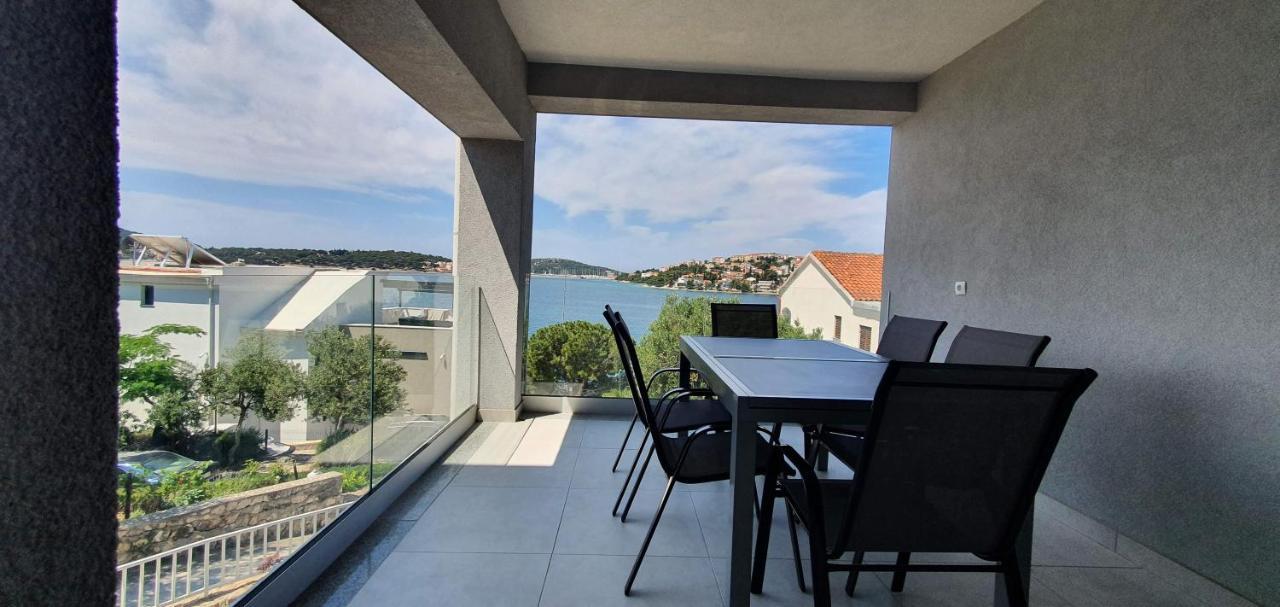 Mimoza Villa Rogoznica  Exteriör bild