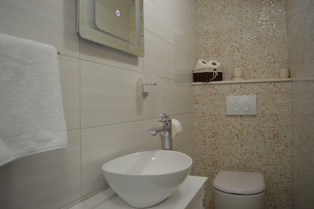 Mimoza Villa Rogoznica  Exteriör bild